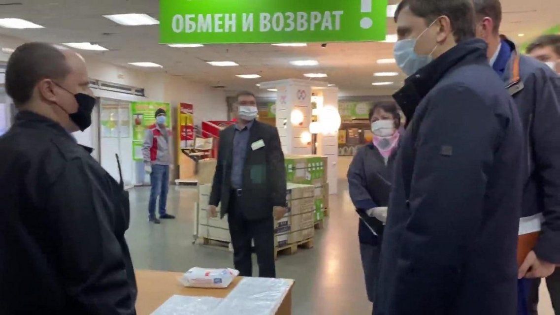 Видео: орловский губернатор отправился в рейд по магазинам и предприятиям