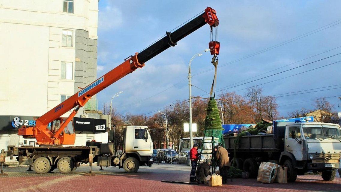 Самая креативная елка и другие новинки: как Орел готовится к Новому году