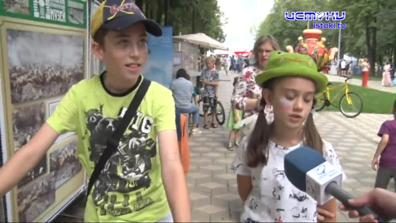 Концерт, ярмарка, мастер-классы и многое другое. Орловские мастера и творческие коллективы показали пример русского гостеприимства