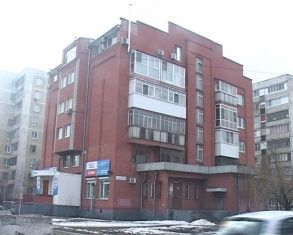 Жильцы дома №12 по улице Новосильской уже год ждут обещанного ремонта 