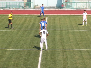 Зелено-белые начинают и проигрывают 