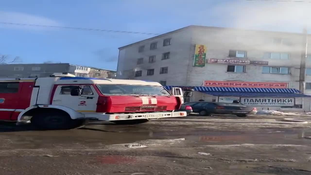 В Орле из дома на ул. Маринченко эвакуировали 25 человек и 11 спасли