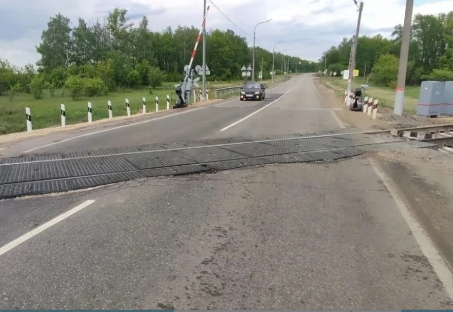Сегодня и завтра на Орловщине будут закрыты 3 железнодорожных переезда