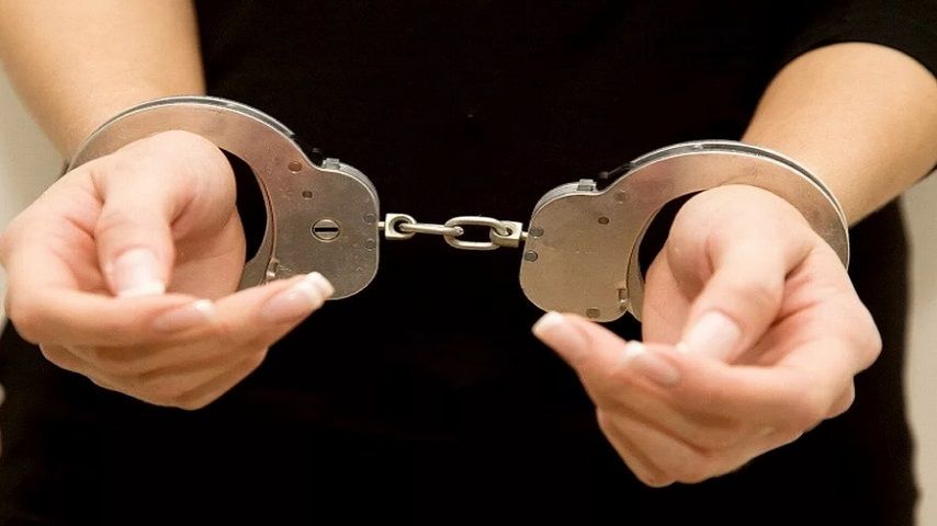 Две 19-летние орловчанки сели на три года за закладки