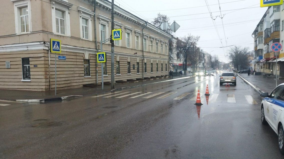 Орловчанка на иномарке сбила девушку на пешеходном переходе