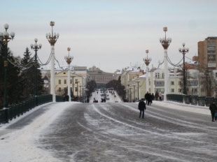 Новости за 90 секунд: Александровский мост вновь станет Ленинским, время продажи алкоголя в пивных ограничили, а мы определили победителя нашего очередного конкурса