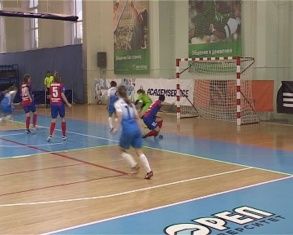  Амбиции футболисток Орла против опыта Высшей лиги 