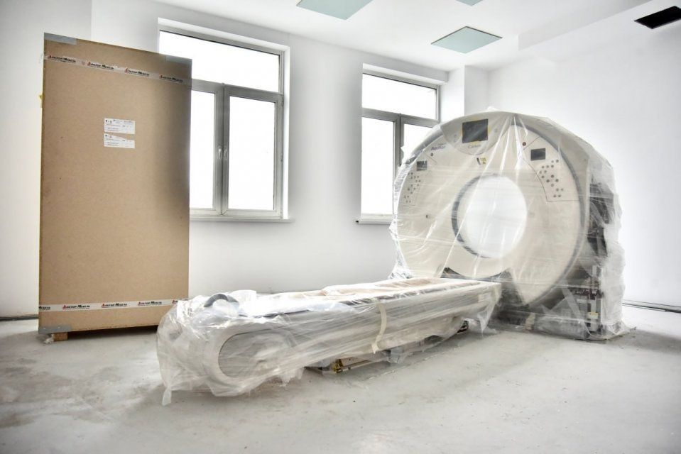 В орловский «Титаник» поступил японский томограф