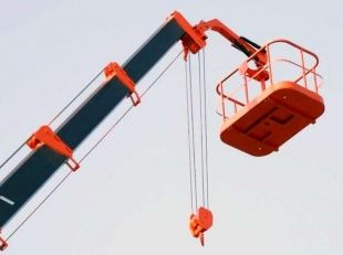 Автокран, погубивший орловчанина, принадлежал отцу его друга 