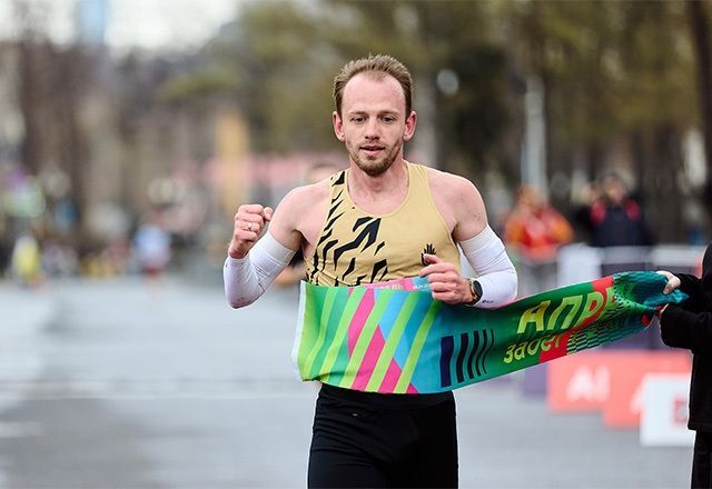 Иван Панфёров завоевал золотую медаль в легкоатлетическом забеге «Апрель» 