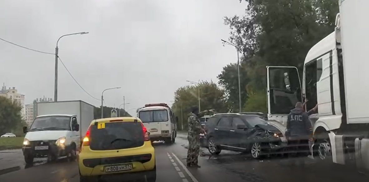 На въезде в Орёл утром произошло серьёзное ДТП