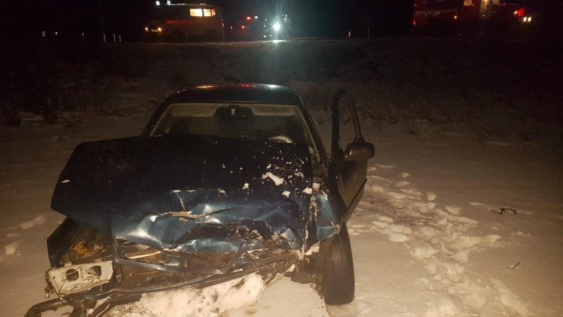 Легковушка всмятку: на Орловщине пострадал в ДТП водитель «Ниссана»