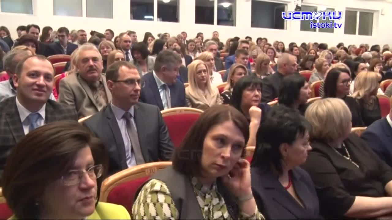 В среду сотрудники региональной судебной системы получали поздравления.