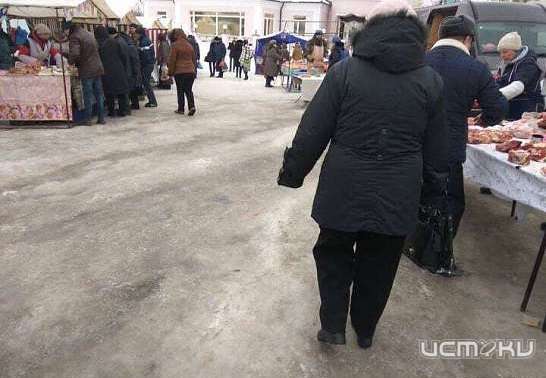 «Идеально скользкий лед»: в Орле обещали прекратить ярмарочный экстрим «Идеально скользкий лед»: в Орле обещали прекратить ярмарочный экстрим