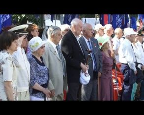 В сквере Танкистов прошёл митинг в честь освобождения города 