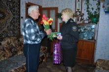 Судебные приставы поздравили ветеранов службы с Днем Победы