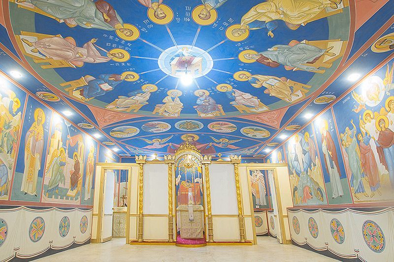 В Орле храм расписали ликами местночтимых святых