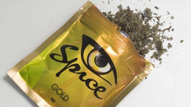 В Орле задержали подозреваемого в незаконном хранении наркотиков