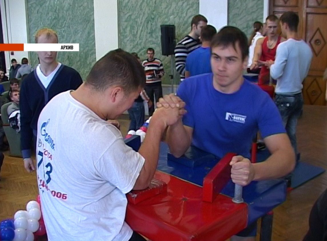 В Подмосковье завершился турнир по армреслингу...