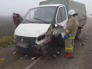 В Свердловском районе произошло столкновение «КамАЗа» и «Газели»