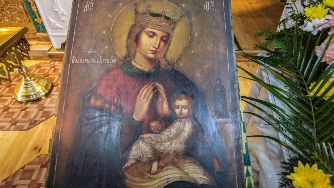 В орловский храм передали старинную икону Божией Матери