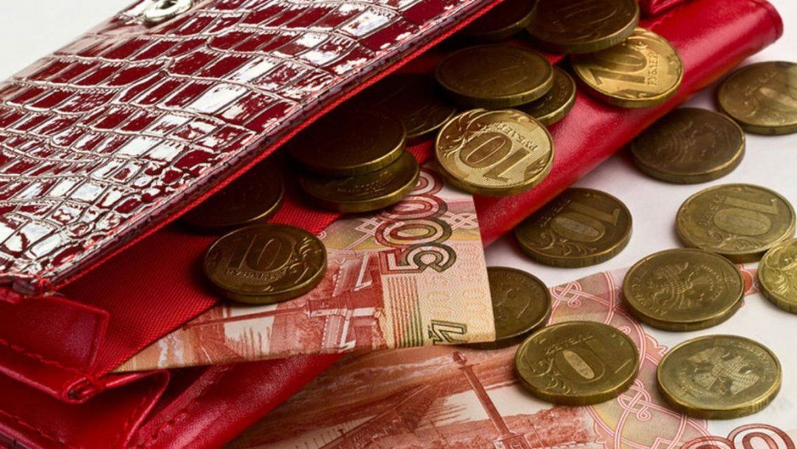 Орловчанам посоветовали не пользоваться наличными из-за угрозы COVID-19