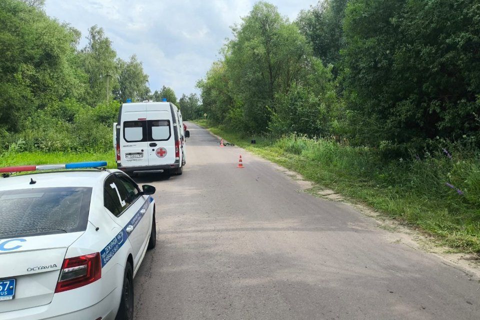 Во Мценском районе девочка на велосипеде угодила под колеса легковушки