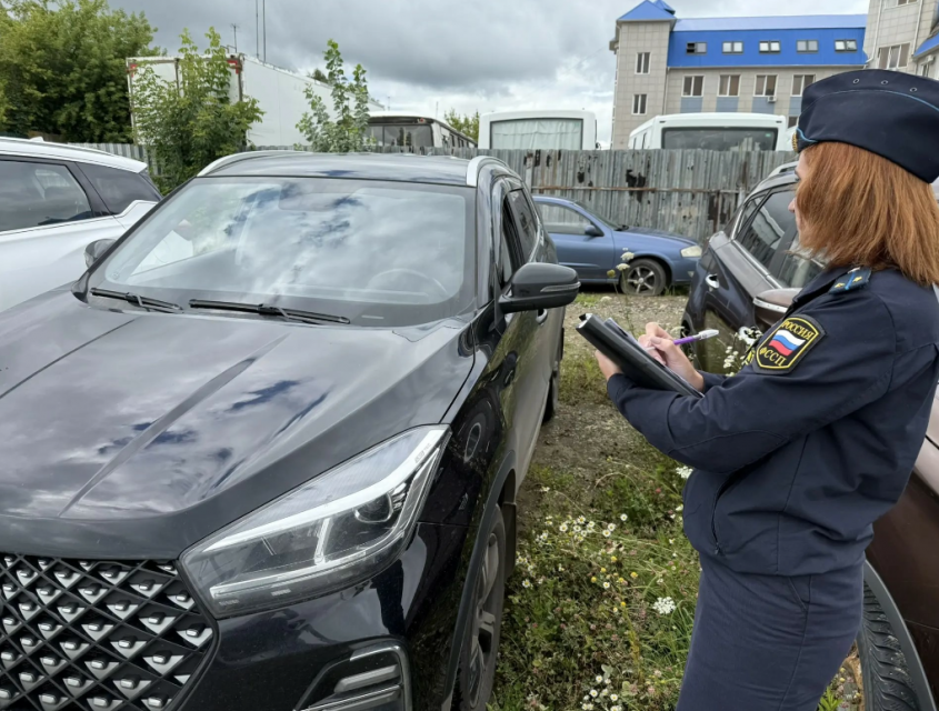 Орловские судебные приставы и госавтоинспекторы арестовали имущество должников на почти 4 млн рублей
