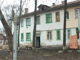 На первый - второй рассчитайсь: о частичном переселении аварийных домов