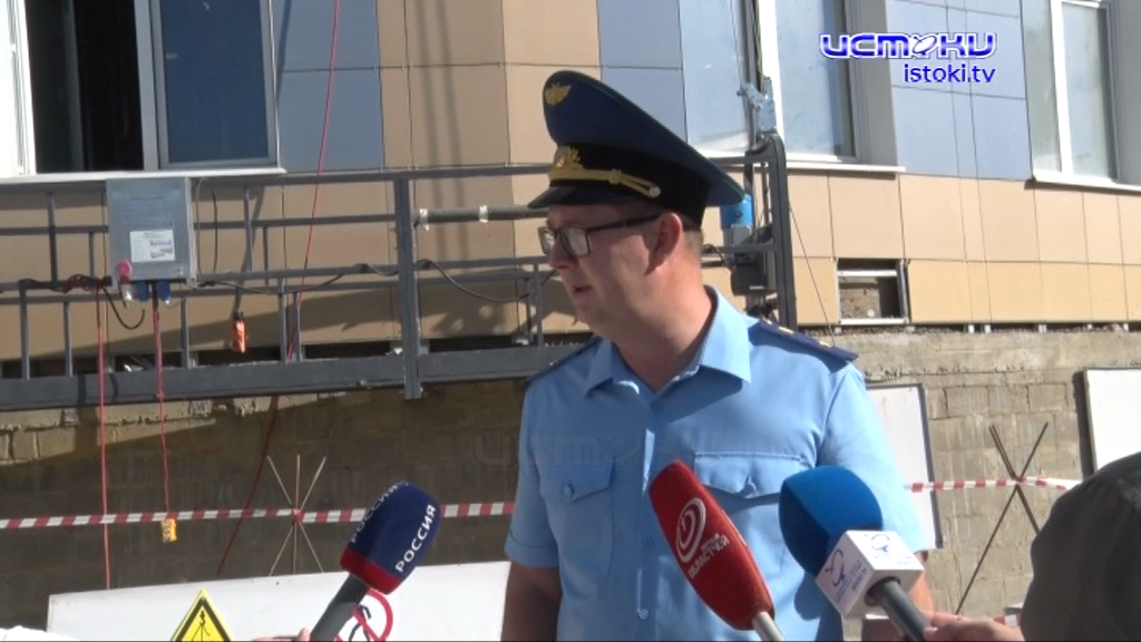 Поплывет ли "Титаник"?