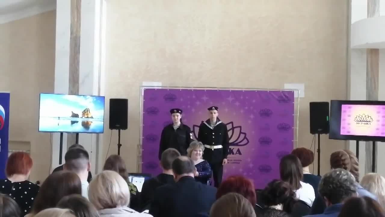 В Орле прошел конкурс красоты для девушек с ограниченными возможностями здоровья «Золушка Единой Страны»