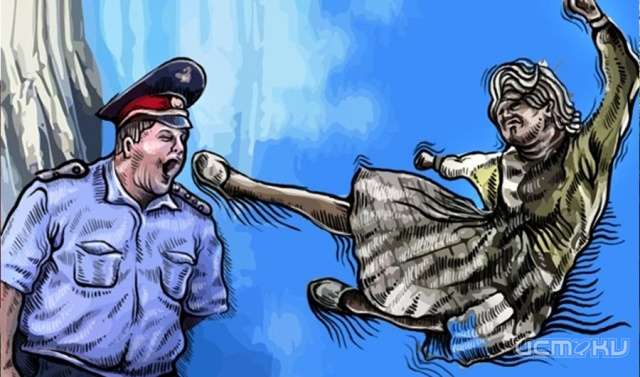 В Орле женщина под "градусами" побила полицейского