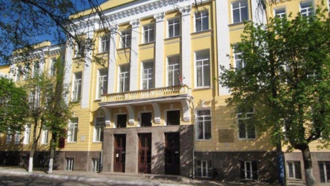 В Орле студенты университета экономики и торговли тоже будут учиться дома