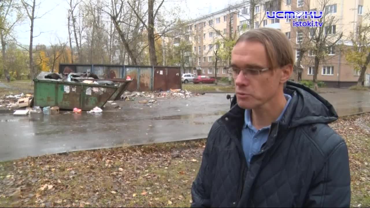 Кто должен оборудовать контейнерную площадку возле домов? Казалось бы должно быть ясно - какая-то определенная организация. Но у нас в области запутаю...