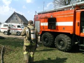 В результате пожара в Дмитровске погибла женщина