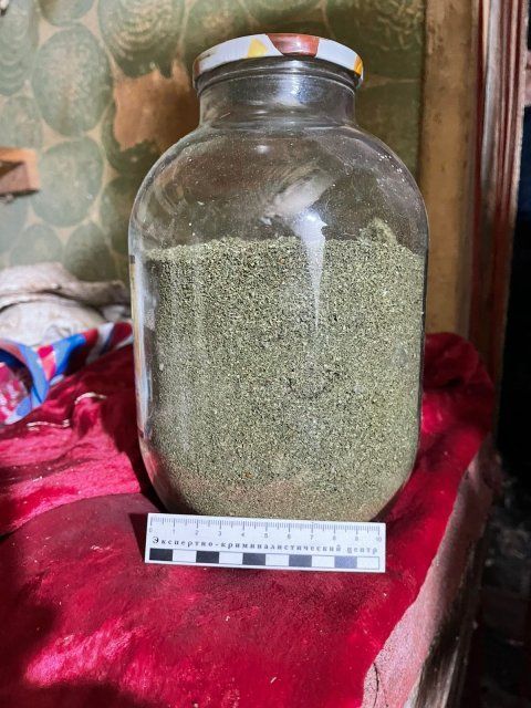 В Залегощи полицейские изъяли из незаконного оборота наркотическое вещество в крупном размере 