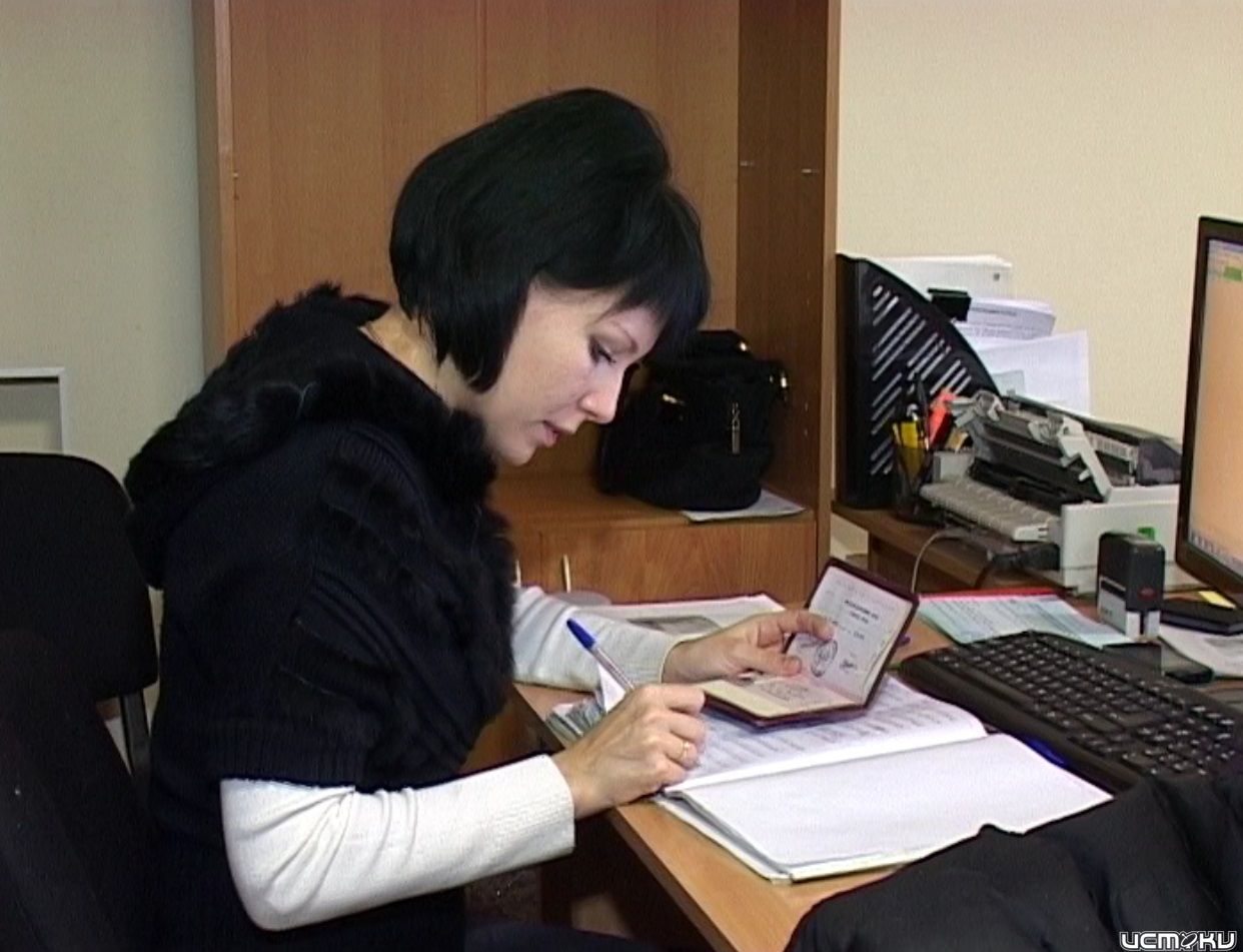 Сколько времени отведено на замену медицинского полиса?