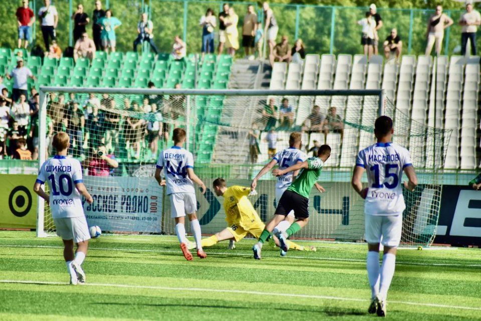 Орловские футболисты сыграли вничью с питерским «Динамо»