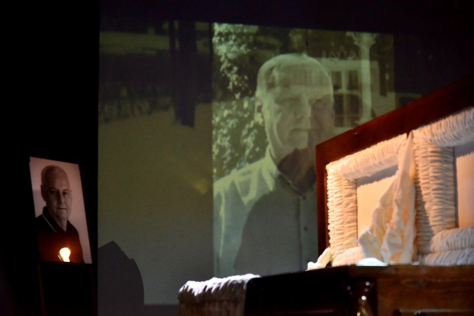 Орловчане простились с бывшим мэром Сергеем Ступиным