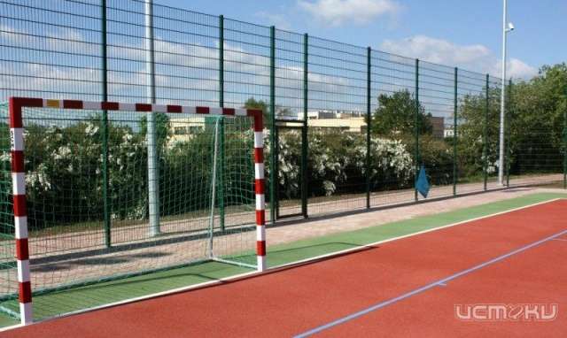 Спортивные площадки Орла проверяют на безопасность