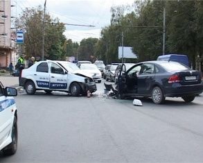 Тройное ДТП на Наугорском шоссе. Четверо пострадали. Подробности