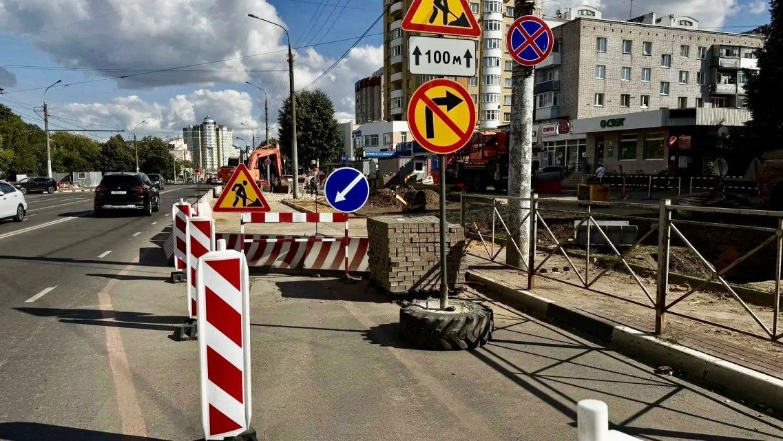 Масштабная замена теплосетей на улице 60‑летия Октября подходит к концу