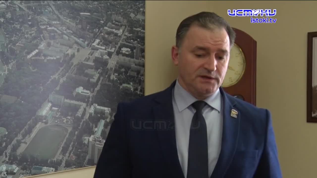 Чистоту и техническое состояние общественного транспорта обсуждали вчера в городской администрации