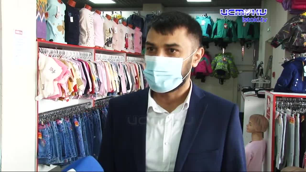 Воспитанники Некрасовской школы-интерната получили десятки пар обуви, одежду и игрушки