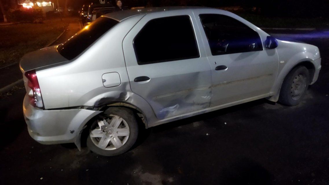 В Орле столкнулись мотоцикл и легковушка. Три человека пострадали