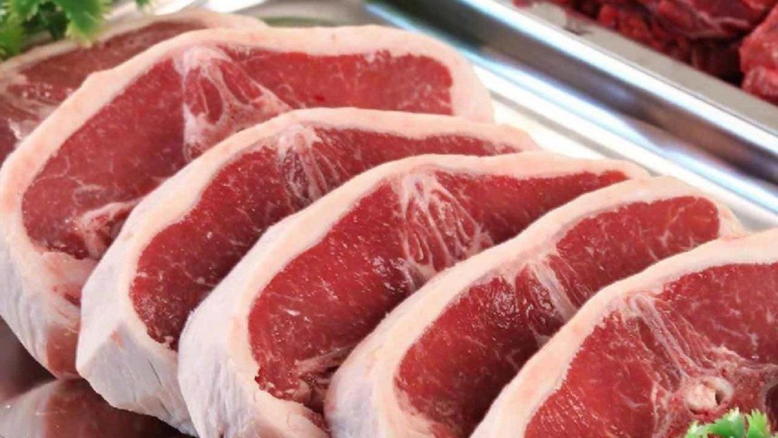 На Орловщине сняли с продажи почти 200 кг мяса неизвестного происхождения