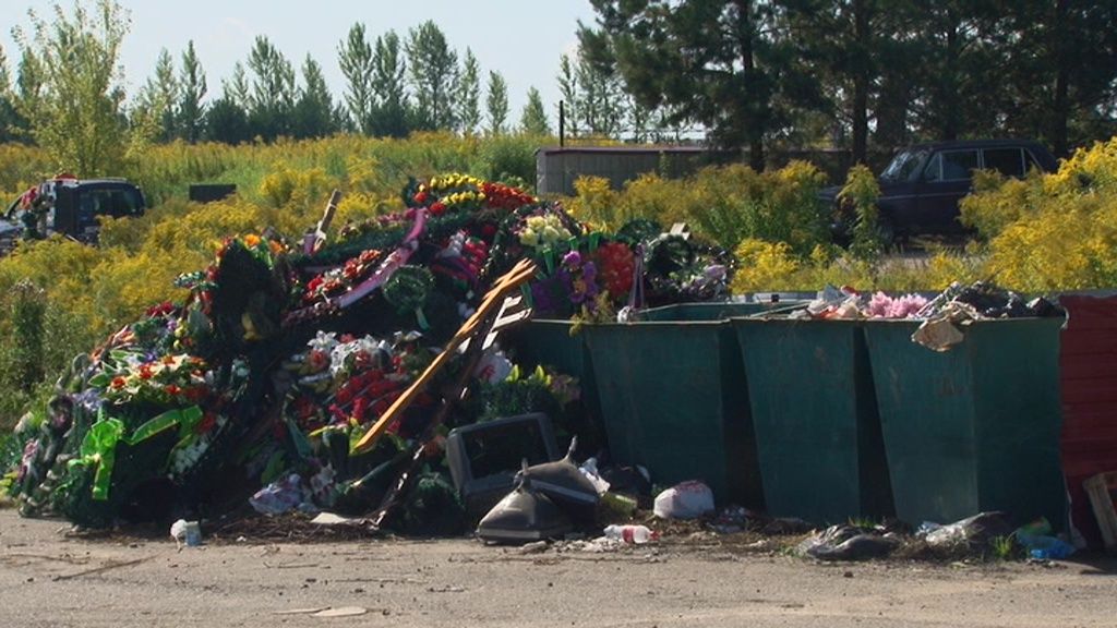 Слова вновь расходятся с делом: в Орле с Наугорского кладбища не пропали залежи мусора 