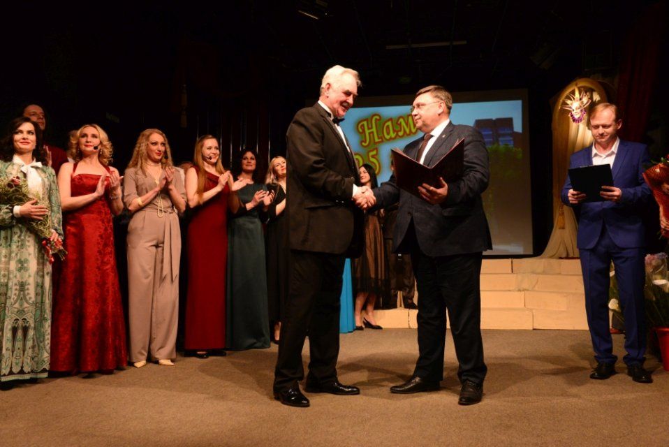 Орловский театр «Русский стиль» отметил четверть века