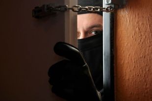 В Орловской области ограбили квартиру