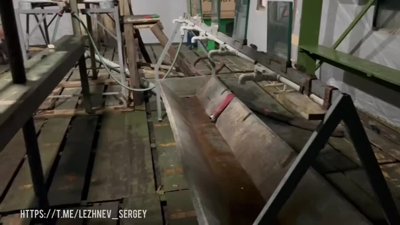 Лежнев показал солдатский быт авиации